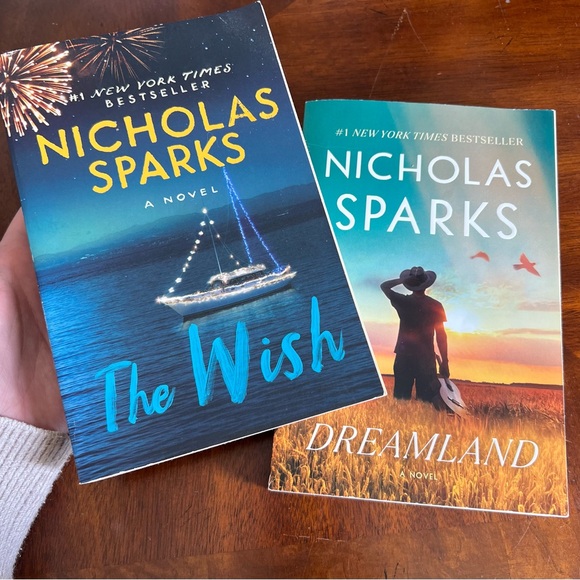 GUC Nicholas Sparks Book Duo- The Wish and Dreamland - Picture 1 of 5